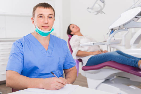 When Should You Replace An Old Dental Filling?