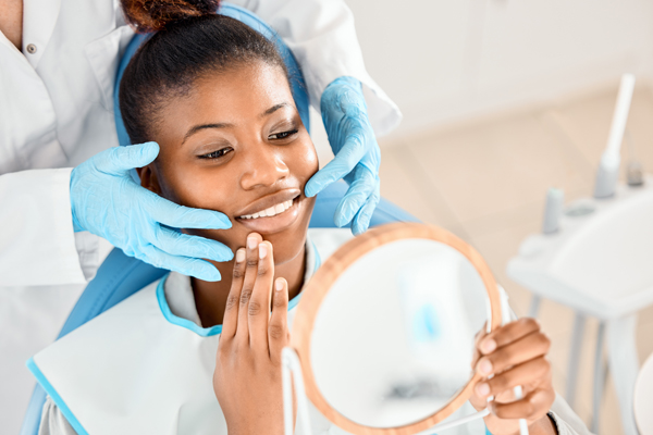 What Should I Do If I Damage My Dental Veneers?